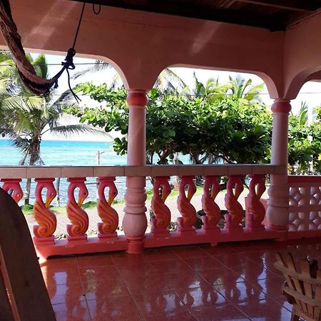 Corn Island Hostal Alal Suite North End Exteriör bild