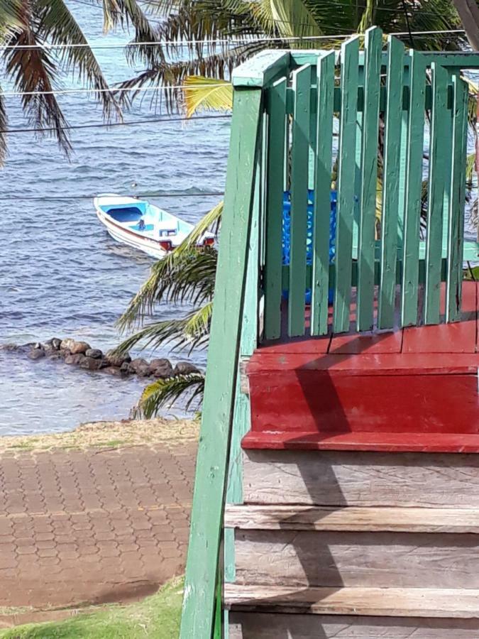 Corn Island Hostal Alal Suite North End Exteriör bild